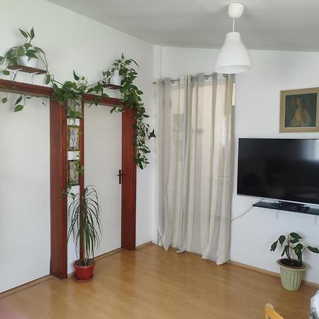 Kuca Za Odmor Tri Sunca Villa Pula Eksteriør billede