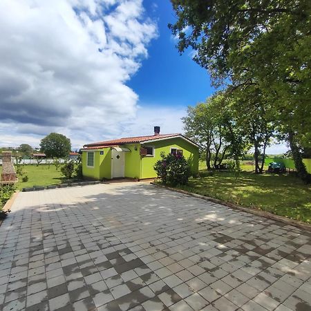 Kuca Za Odmor Tri Sunca Villa Pula Eksteriør billede